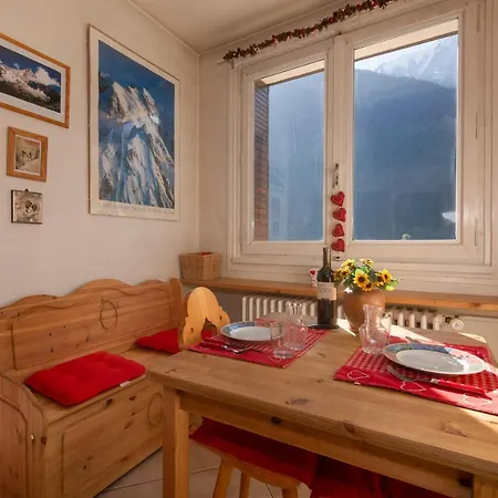 Sleeps 2 Apartament