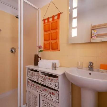 Sleeps 2 Apartament *